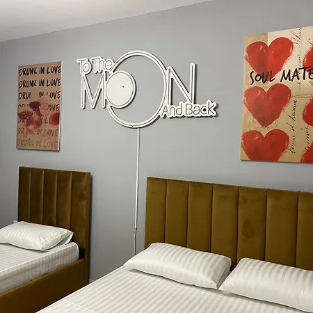 Super House 2 Blloku - 3 Tirana