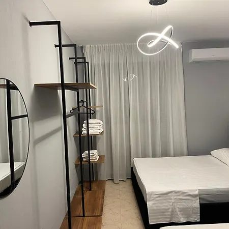 Apartmán Super House 2 Blloku - 3 *