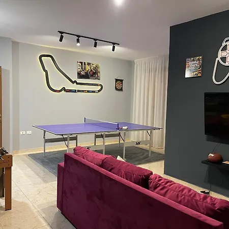 Super House 2 Blloku - 3 Tirana
