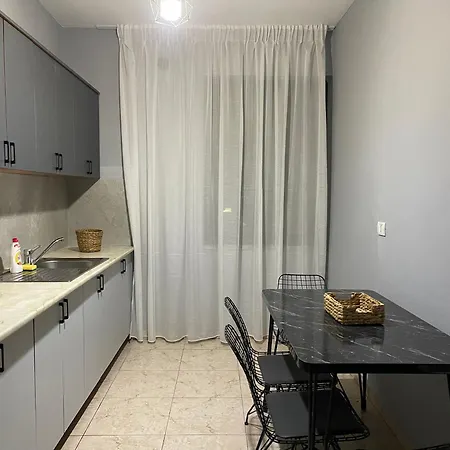 Apartment Super House 2 Blloku - 3 *