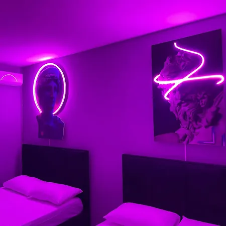 Apartment Super House 2 Blloku - 3 *